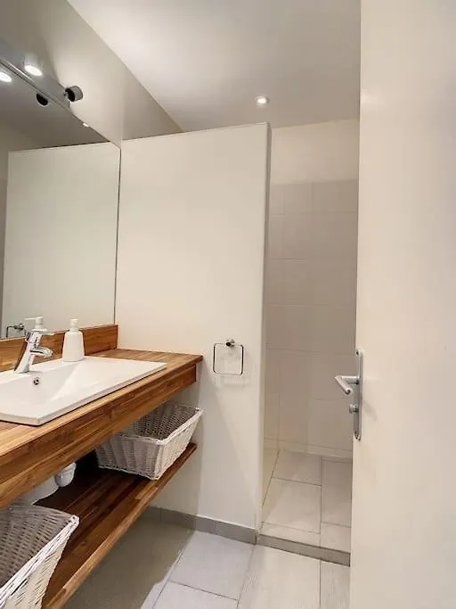 Latitude 43-Apartment-Saint-Tropez-Tennis Daire